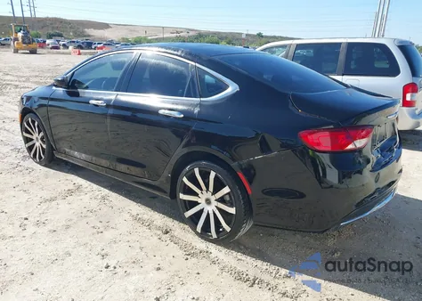 2015 Chrysler 200 Limited z USA, uszkodzony, nr VIN 1C3CCCAB1FN699435